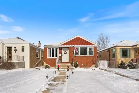 8920 W Forestview Dr, North Riverside, IL 60546