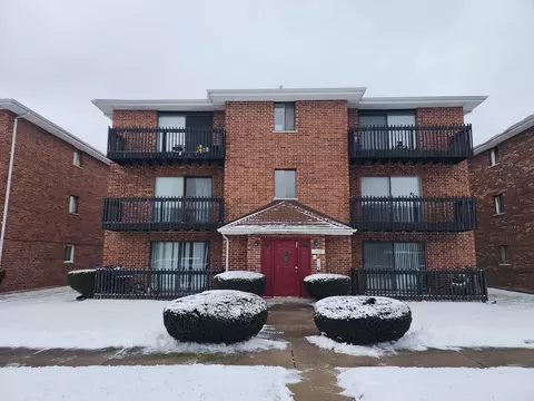 1613 Astor St #2W, Calumet City, IL 60409