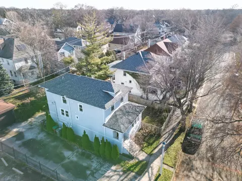 512 Carpenter Ave, Oak Park, IL 60304
