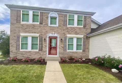 324 Cornwall Ave, South Elgin, IL 60177