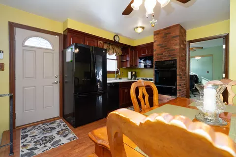 7605 Lorel Ave, Burbank, IL 60459 photo 9