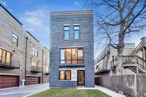 4306 N Kedvale Ave #A, Chicago, IL 60641