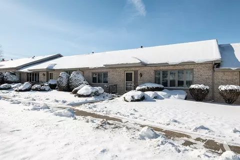 17832 Maine Ct, Orland Park, IL 60467