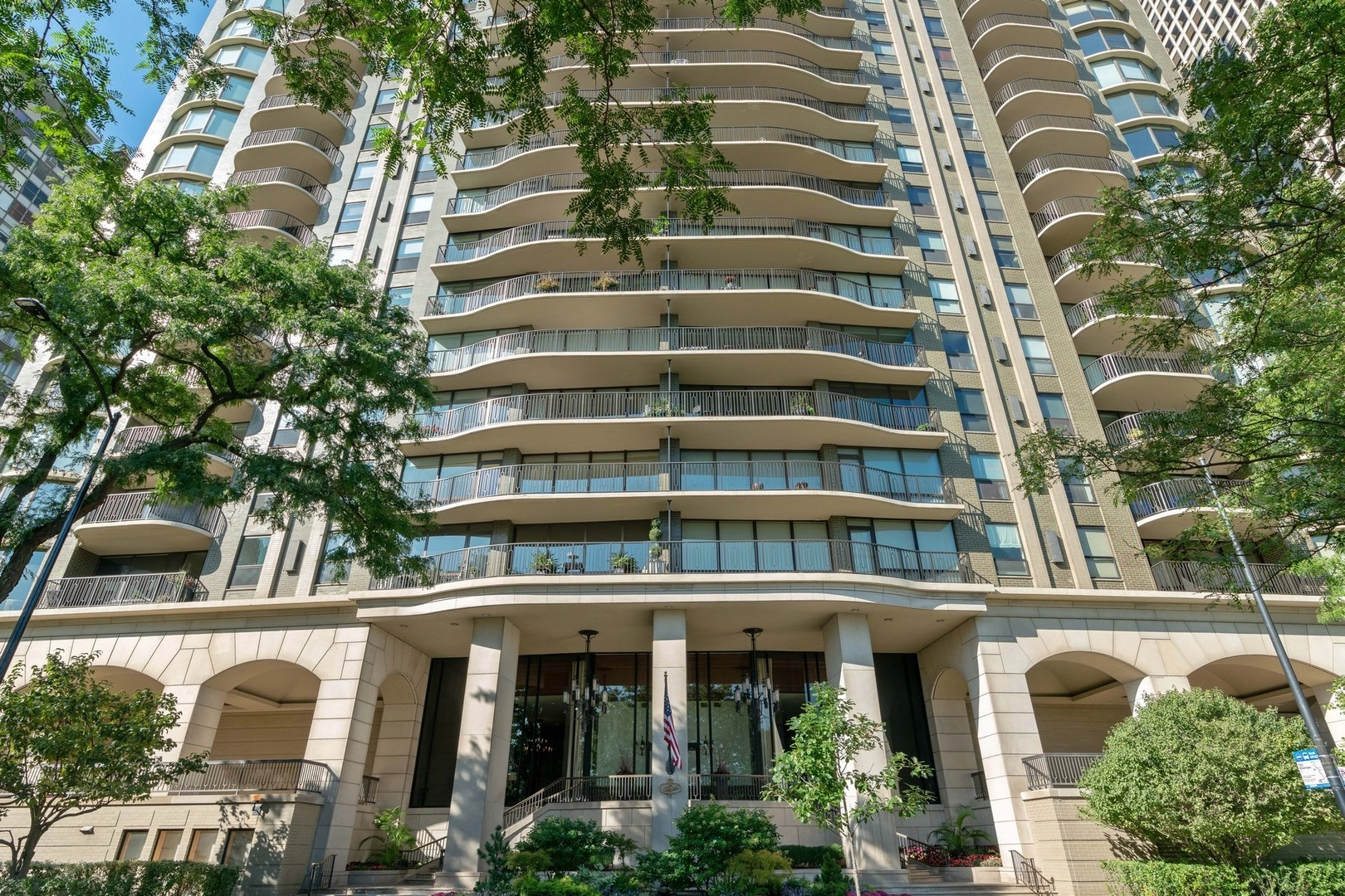 1040 N Lake Shore Dr Unit 31A  