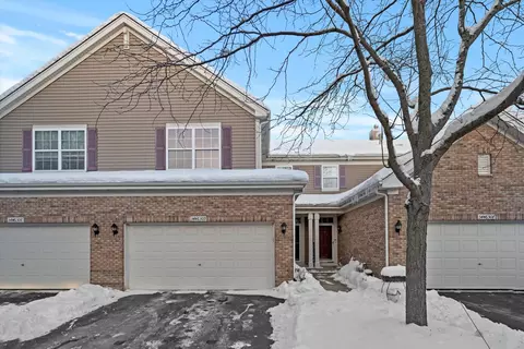 34 W630 Roosevelt Ave #D, Saint Charles, IL 60174
