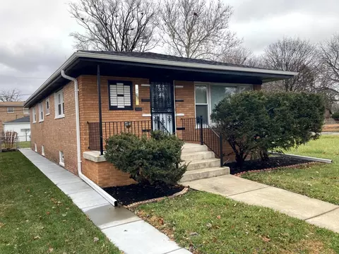 724 W 116th St, Chicago, IL 60628