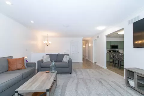 1607 Erin Dr, Normal, IL 61761 photo 4