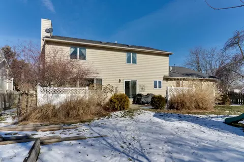 24 Harbor Pointe Cir, Bloomington, IL 61704 photo 39