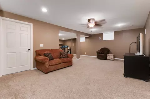 24 Harbor Pointe Cir, Bloomington, IL 61704 photo 33