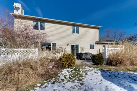 24 Harbor Pointe Cir, Bloomington, IL 61704 photo 42