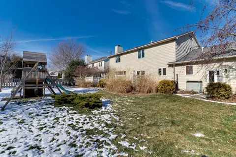 24 Harbor Pointe Cir, Bloomington, IL 61704 photo 38