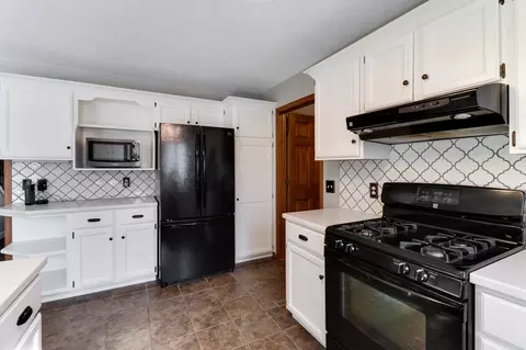24 Harbor Pointe Cir, Bloomington, IL 61704 photo 7