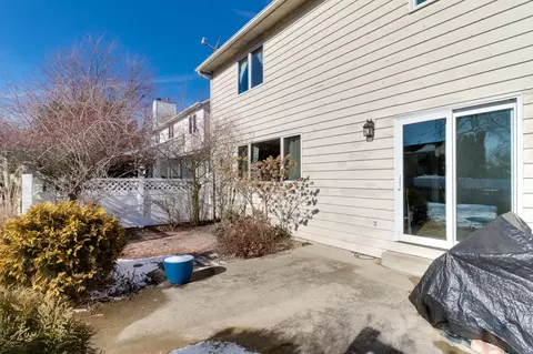 24 Harbor Pointe Cir, Bloomington, IL 61704 photo 37