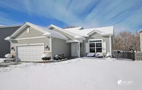 37570 N Amber Way, Lake Villa, IL 60046