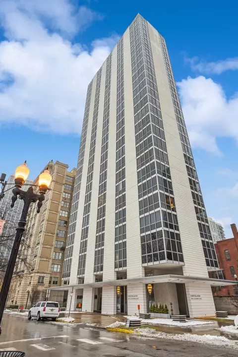 1555 N Dearborn Pkwy #23B, Chicago, IL 60610