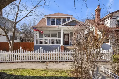 3848 N Hamlin Ave, Chicago, IL 60618