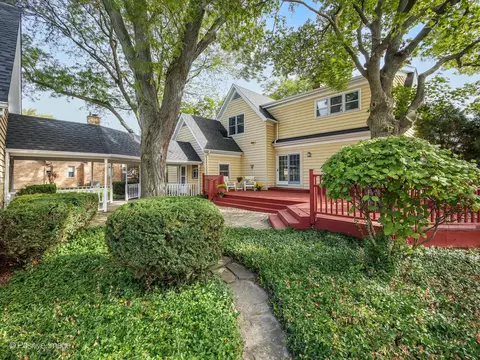 6100 Willow Springs Rd, La Grange Highlands, IL 60525