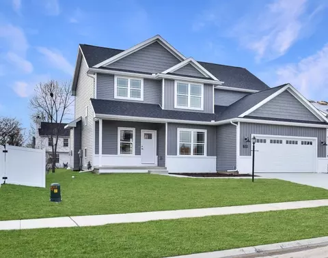 713 Cole Ln, Mahomet, IL 61853