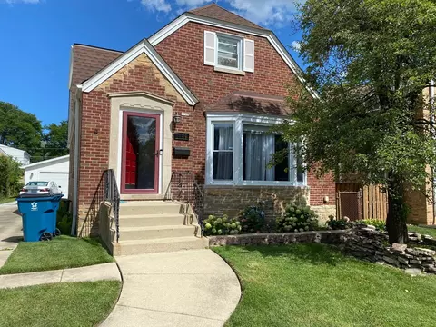 1789 Spruce Ave, Des Plaines, IL 60018 photo 3