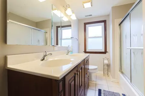 1789 Spruce Ave, Des Plaines, IL 60018 photo 24