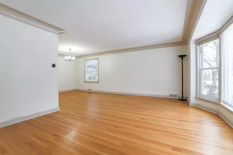 1789 Spruce Ave, Des Plaines, IL 60018 photo 4