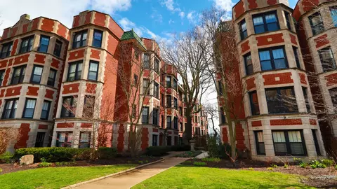 7631 N Eastlake Ter #2B, Chicago, IL 60626