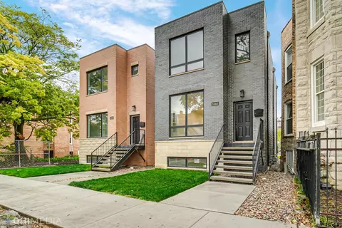 3264 W Walnut St, Chicago, IL 60624