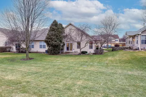 716 Littleton Trl #716, Elgin, IL 60120 photo 3