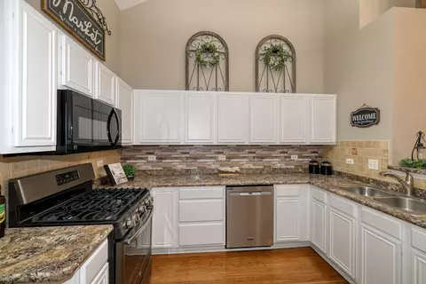 716 Littleton Trl #716, Elgin, IL 60120 photo 8