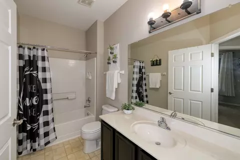 716 Littleton Trl #716, Elgin, IL 60120 photo 19