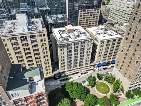 680 S Federal St #402, Chicago, IL 60605