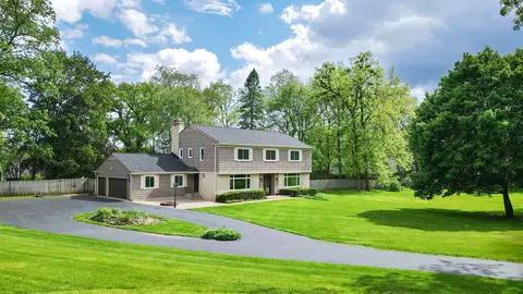 36 W805 Wildmere Dr, Elgin, IL 60123 photo 2