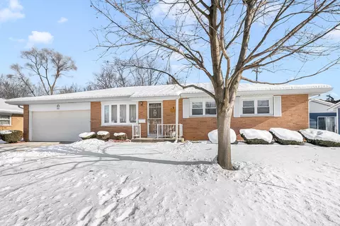 1018 Wellman Ave, Montgomery, IL 60538