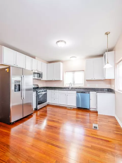 5604 S Bishop St, Chicago, IL 60636 photo 11