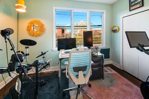750 W Bittersweet Pl, Chicago, IL 60613 photo 32
