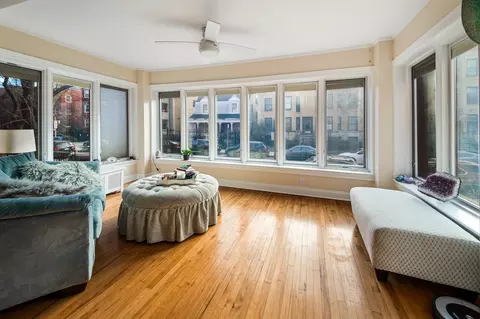 750 W Bittersweet Pl, Chicago, IL 60613 photo 37