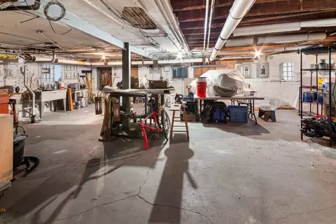 750 W Bittersweet Pl, Chicago, IL 60613 photo 45