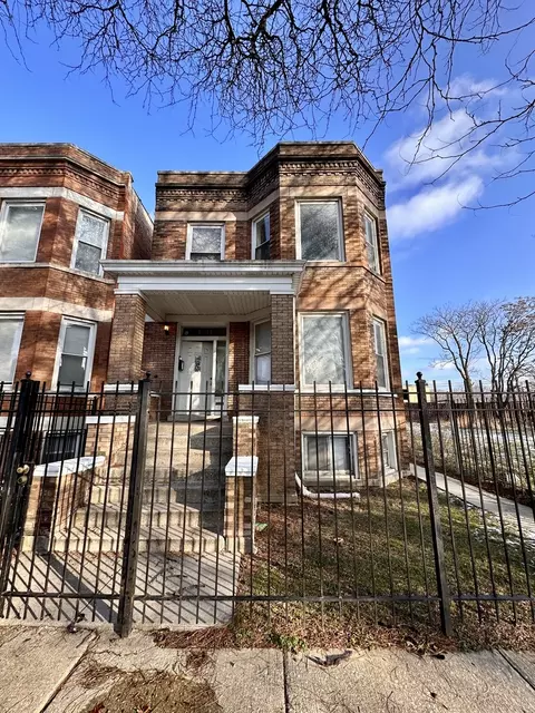 5735 S Marshfield Ave, Chicago, IL 60636