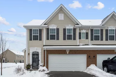 3356 Helene Rieder Dr, Montgomery, IL 60538