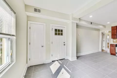 2700 N Artesian Ave, Chicago, IL 60647 photo 5