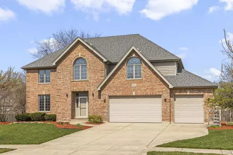 1816 Parkview Dr, Lisle, IL 60532