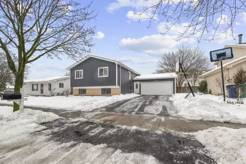 1190 Whitehall St, Lombard, IL 60148