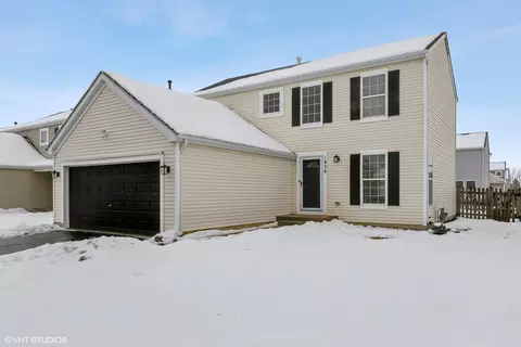 1836 Sebastian Dr, Woodstock, IL 60098
