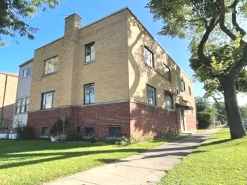 2754 W Berwyn Ave #1E, Chicago, IL 60625