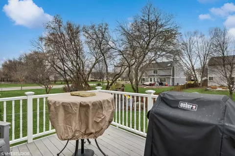 428 Hampton St, Cary, IL 60013 photo 18
