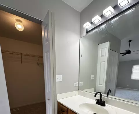 89 Braxton Ln, Aurora, IL 60504 photo 10