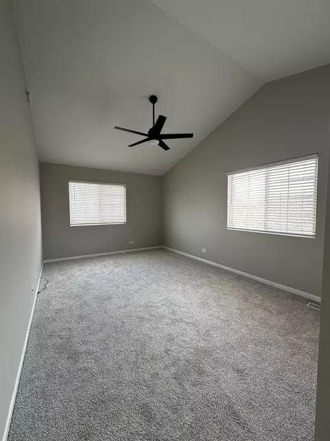 89 Braxton Ln, Aurora, IL 60504 photo 9