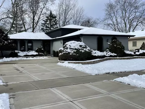 17740 65th Ct, Tinley Park, IL 60477