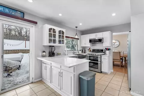 1065 Meghan Ave, Algonquin, IL 60102 photo 9