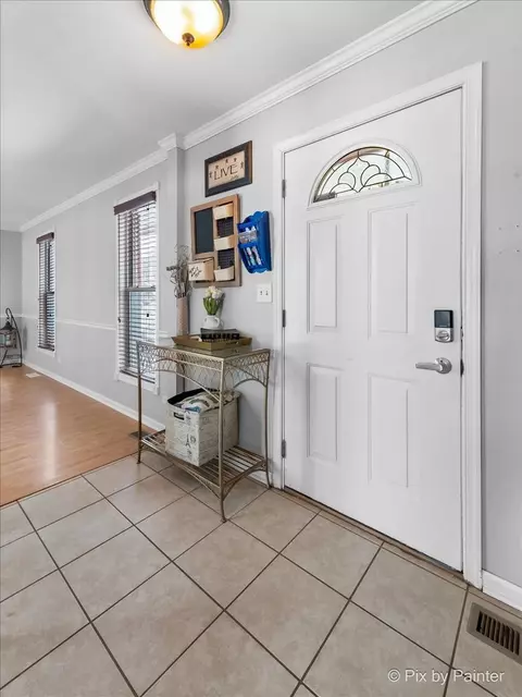 1065 Meghan Ave, Algonquin, IL 60102 photo 2